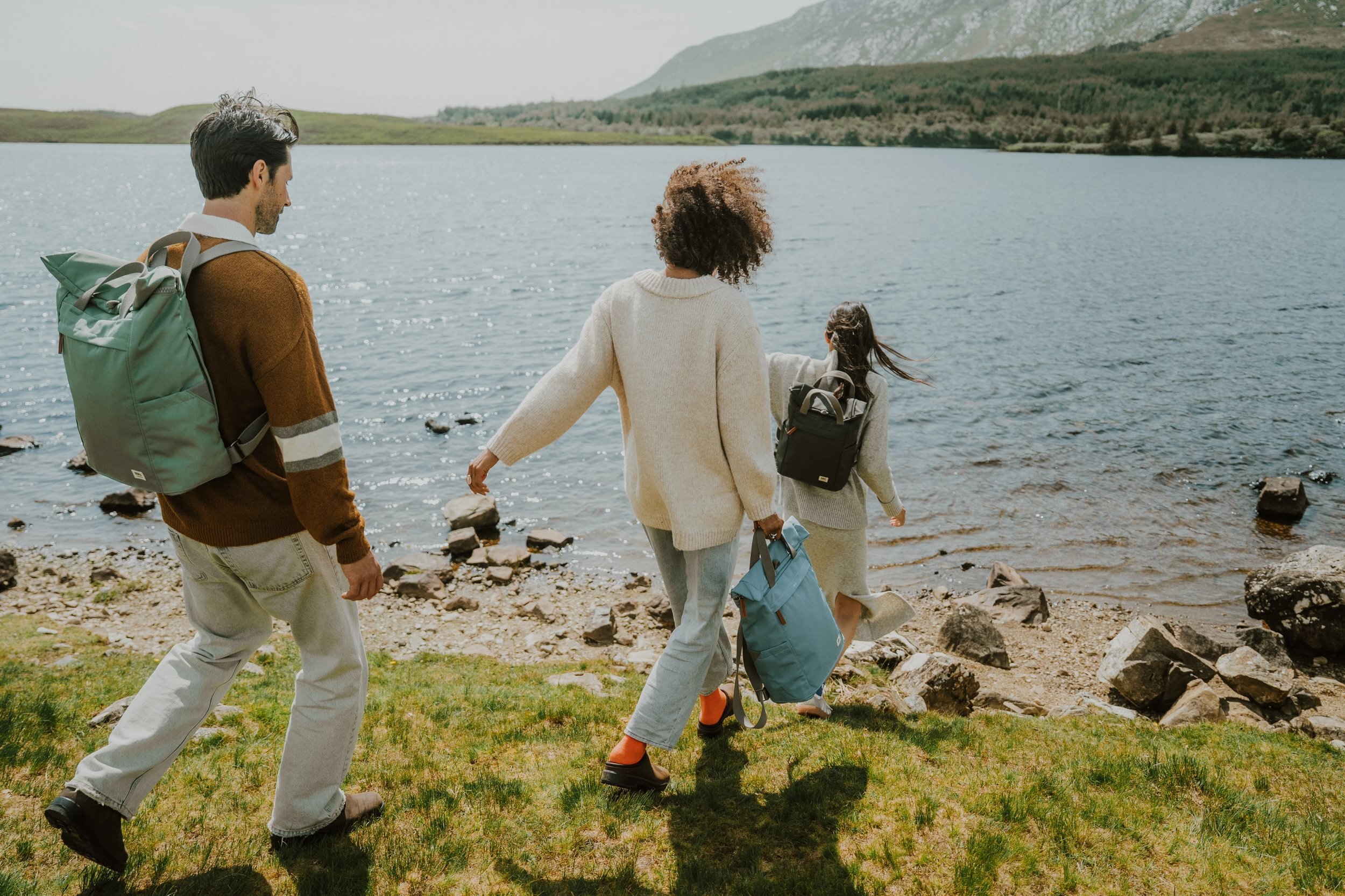 secondhand clothing image