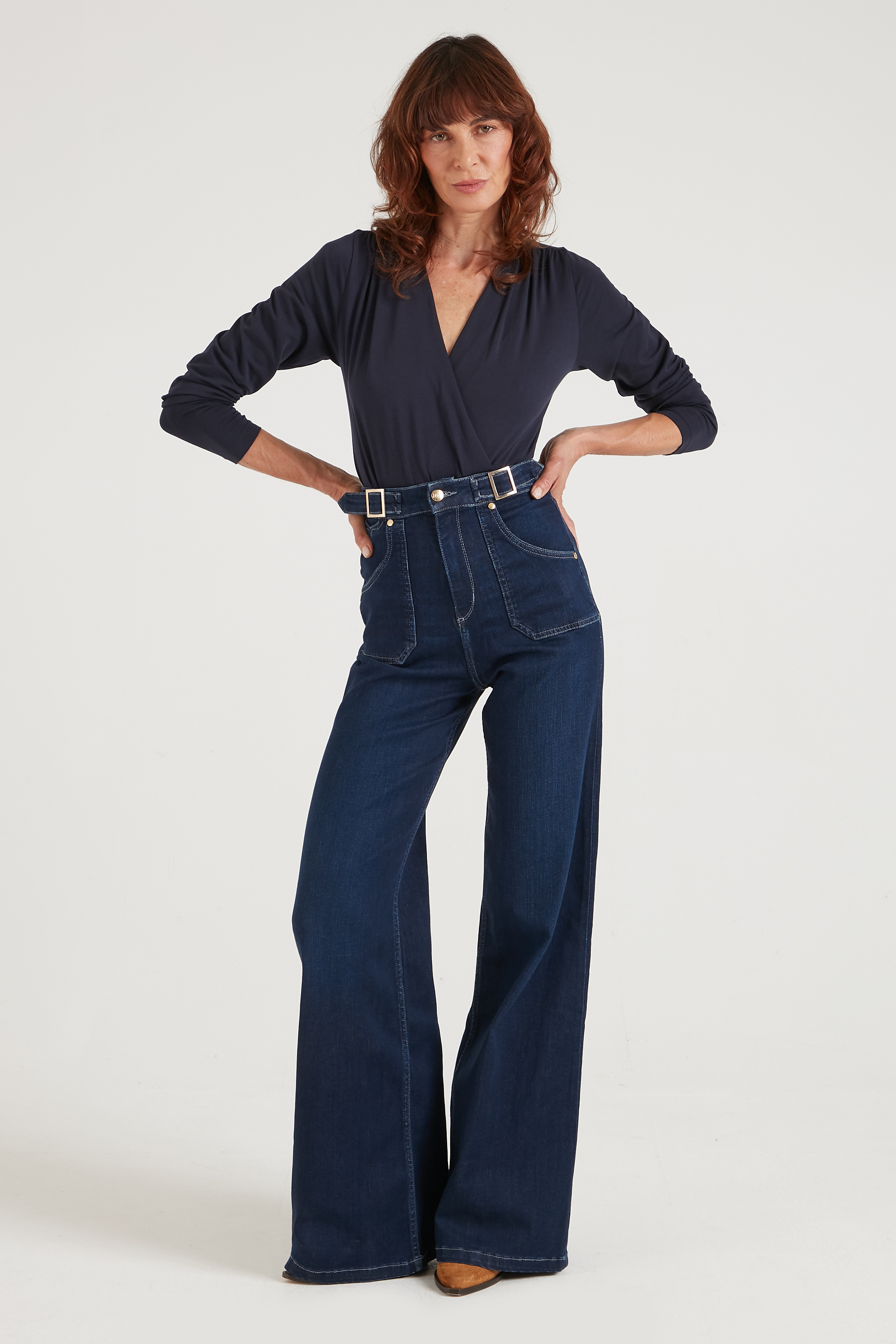 secondhand clothing image